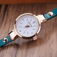 Load image into Gallery viewer, Fashion Luxury Retro Bracelet Watch Casual Leather Women Watches Quartz Wrist Watch Ladies Clock reloj mujer relogio feminino